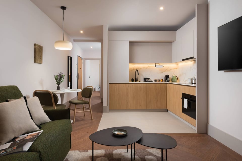 Family Apartment, 2 Bedrooms | Private kitchen | Fridge, microwave, oven, stovetop