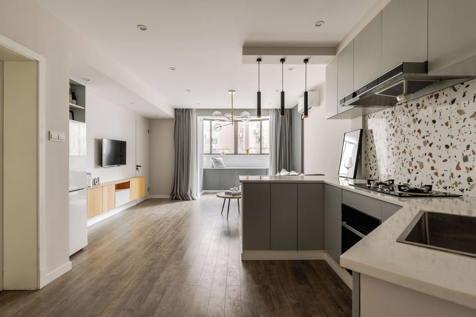 Comfort Apartment, 2 Bedrooms | Private kitchen | Fridge, cleaning supplies, paper towels