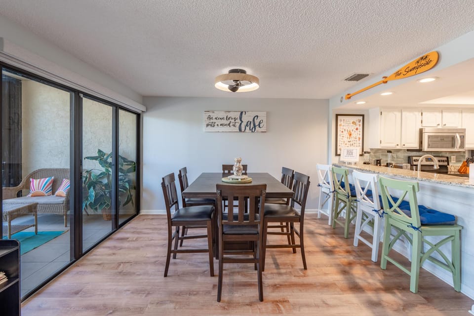 Condo, Multiple Beds (Santa Maria I #104- The Sunnyside) | Dining