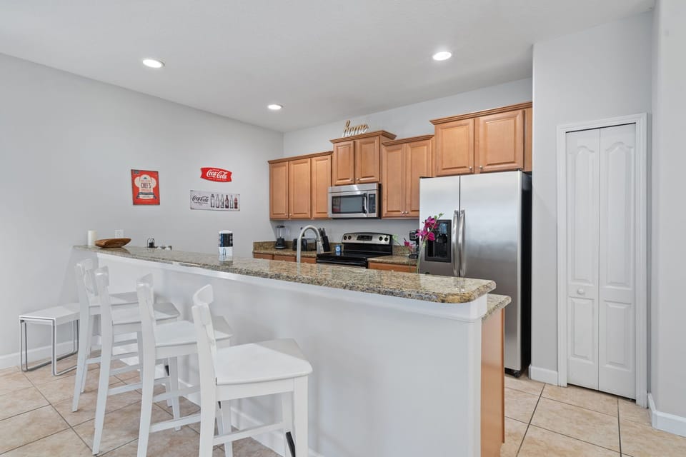 Fully-equipped kitchen