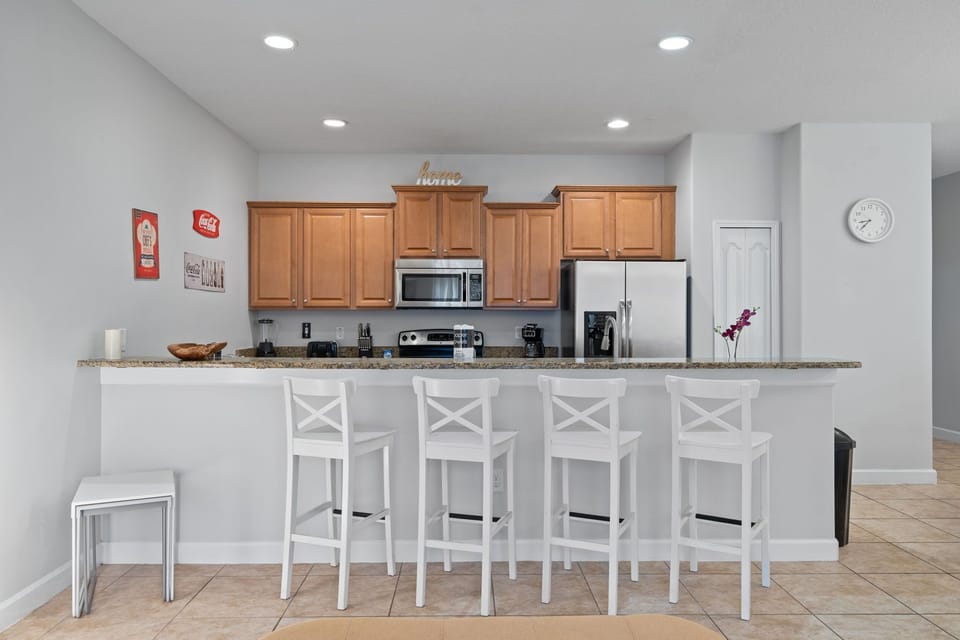 Fully-equipped kitchen