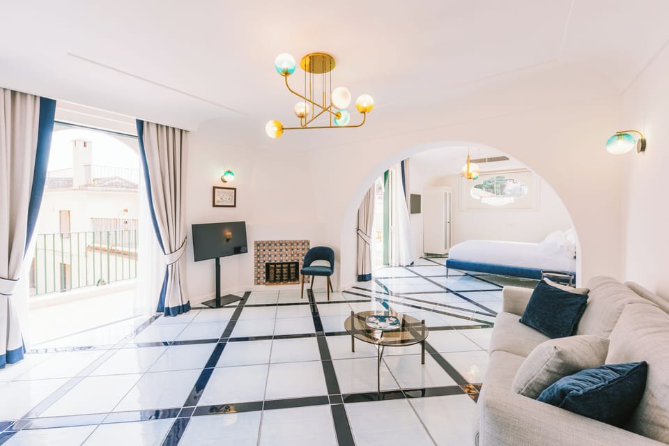 Superior Double Room, City View | In-room safe, blackout drapes, iron/ironing board, free WiFi