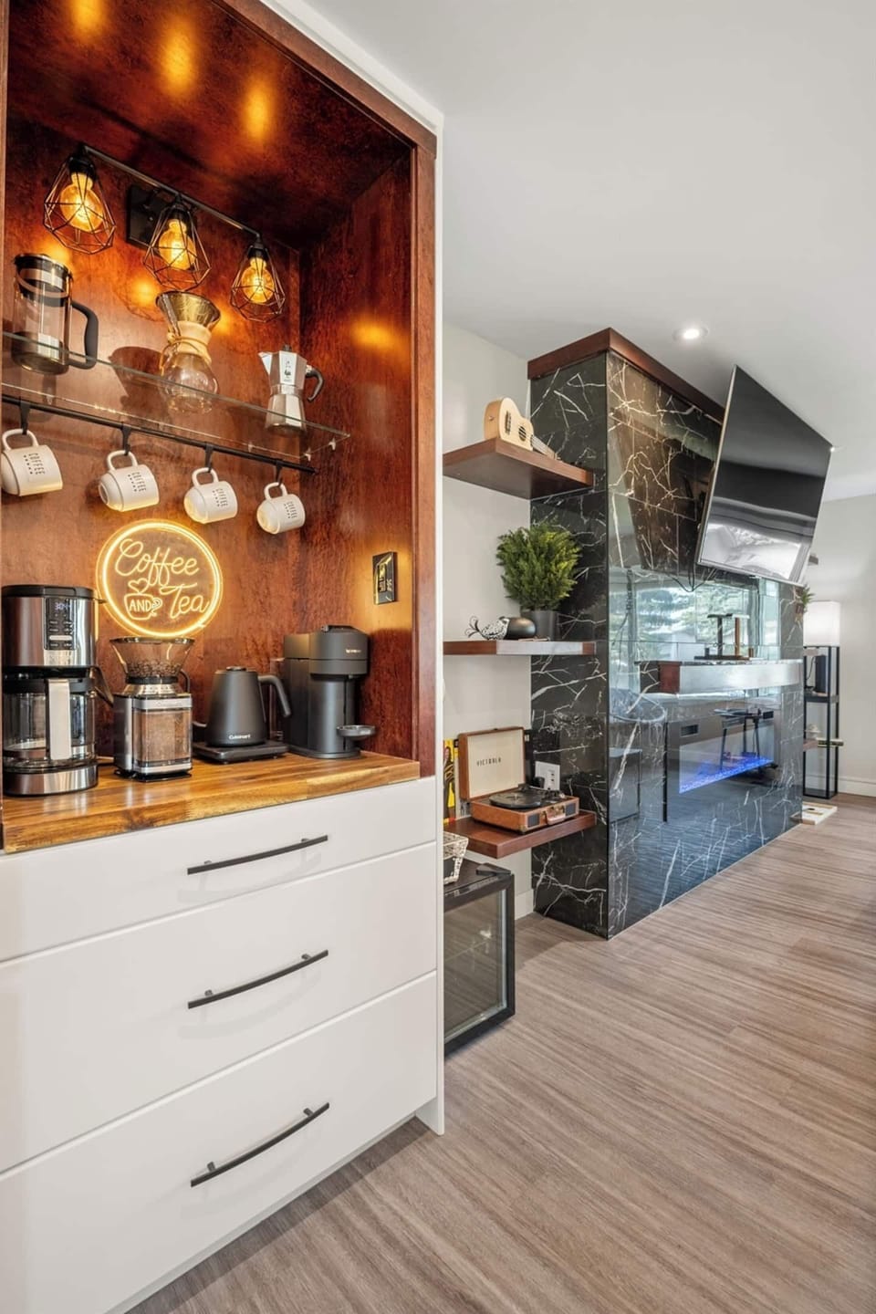 Start your mornings with Nespresso or locally roasted coffee beans at our fully stocked station. Unwind by the fireplace, enjoy smart TV entertainment, or relax with a vinyl record to end your day.