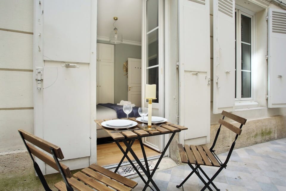Apartment | Outdoor dining