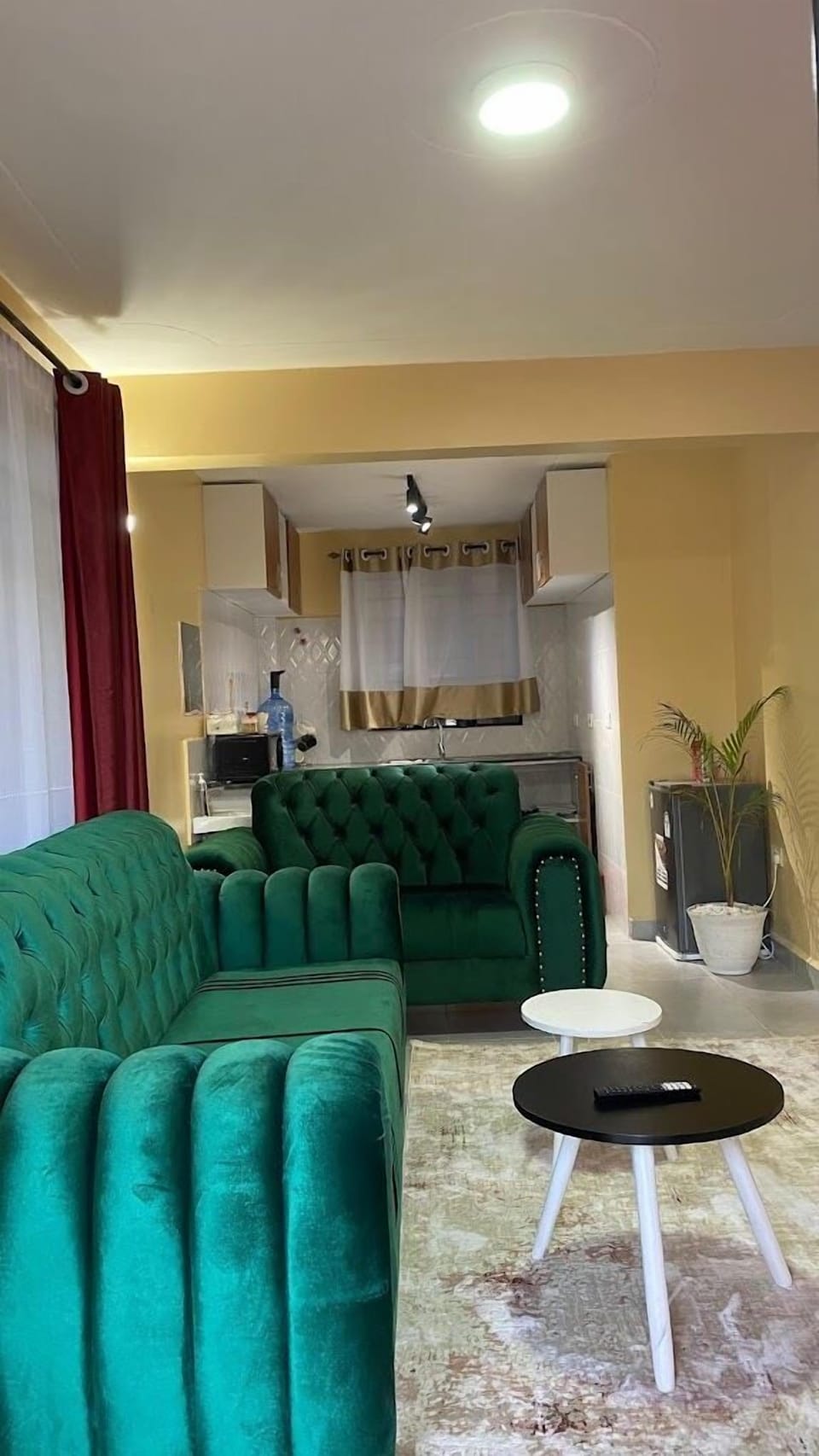 Classic Apartment, City View | Living area | 32-inch Smart TV with digital channels