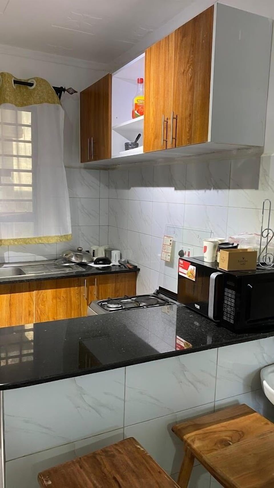 Classic Apartment, City View | Private kitchen | Fridge, microwave, electric kettle, cookware/dishes/utensils