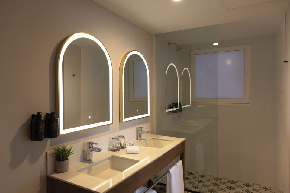 Shower, rainfall showerhead, eco-friendly toiletries, hair dryer