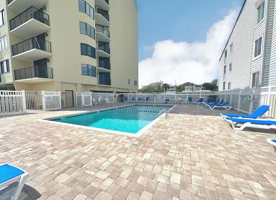 Pool 3ft to 8ft deep.