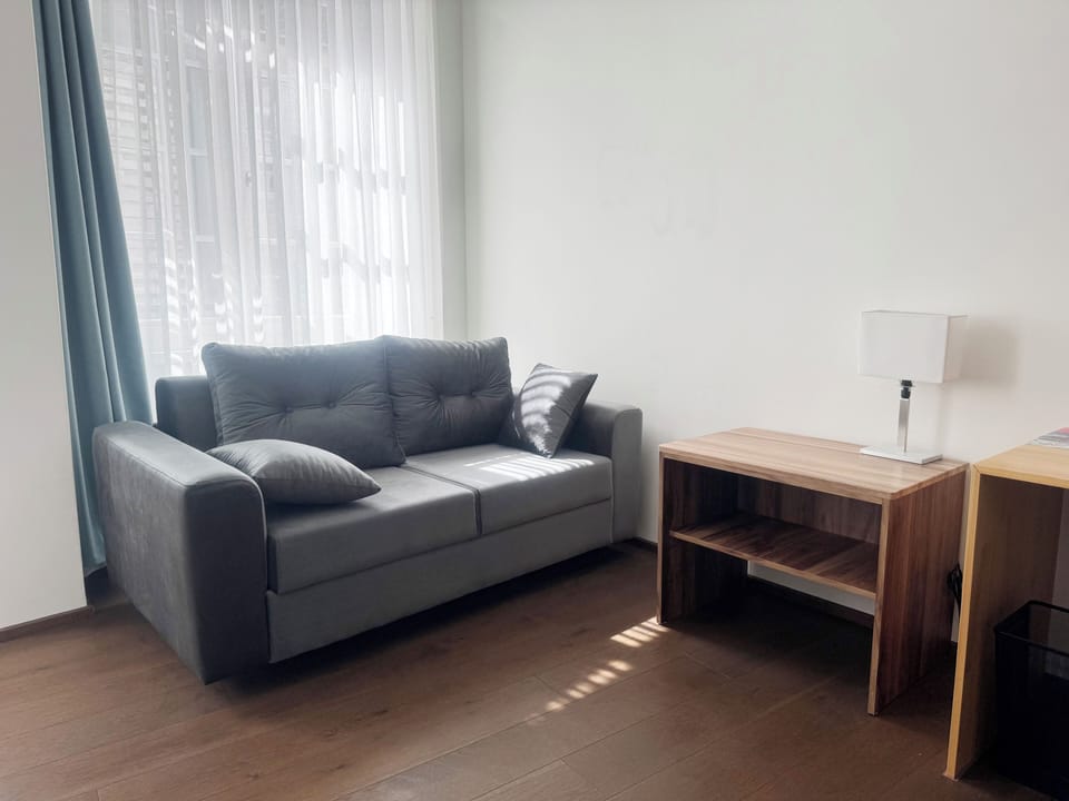 Double or Twin Room | In-room safe, desk, blackout drapes, soundproofing