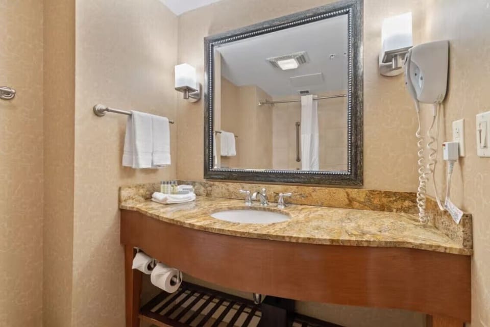 Full Bathroom with all Essentials + Hair Dryer