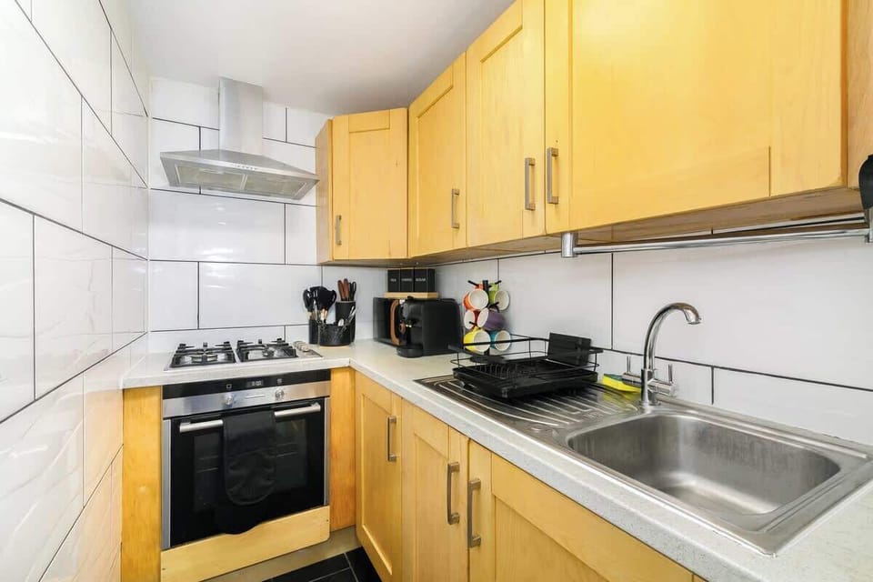 Fully equipped kitchen with everything you need for easy home-cooked meals