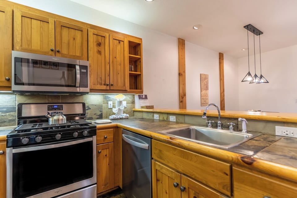 Studio (2 Bedrooms) | Property amenity