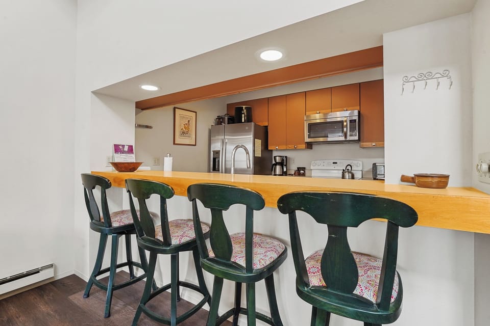 Condo (2 Bedrooms) | Property amenity