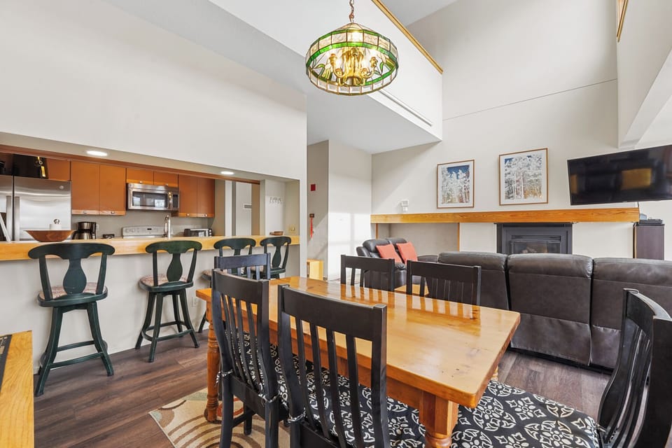 Condo (2 Bedrooms) | Property amenity