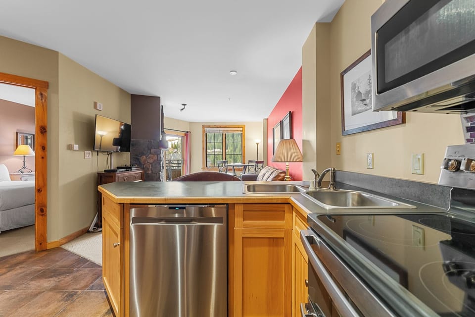 Condo (1 Bedroom) | Property amenity