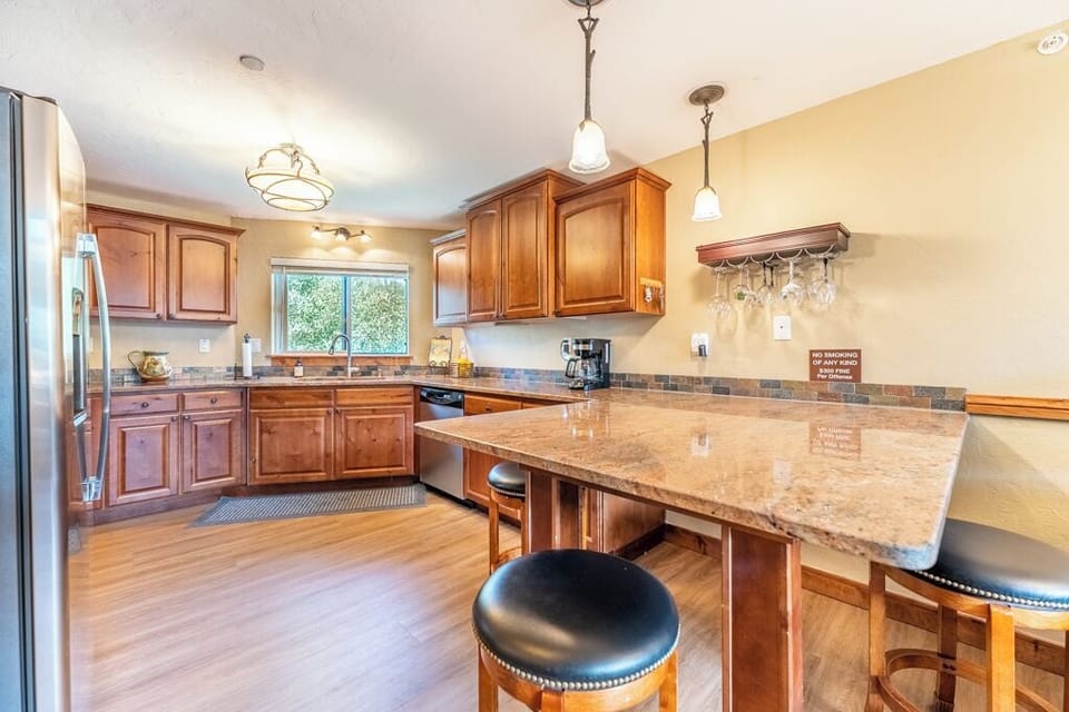 Condo (4 Bedrooms) | Property amenity