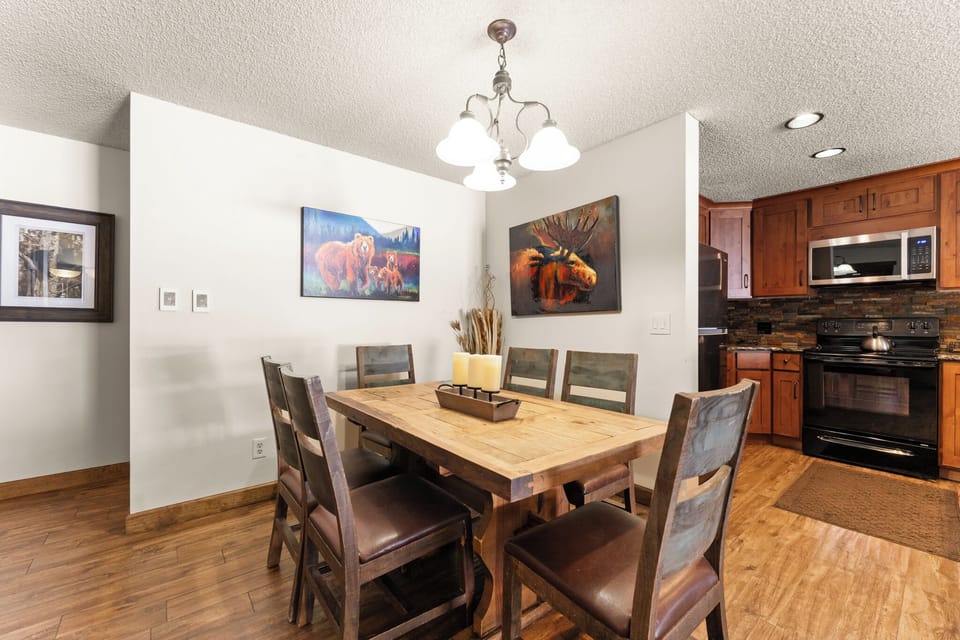 Condo (2 Bedrooms) | Property amenity