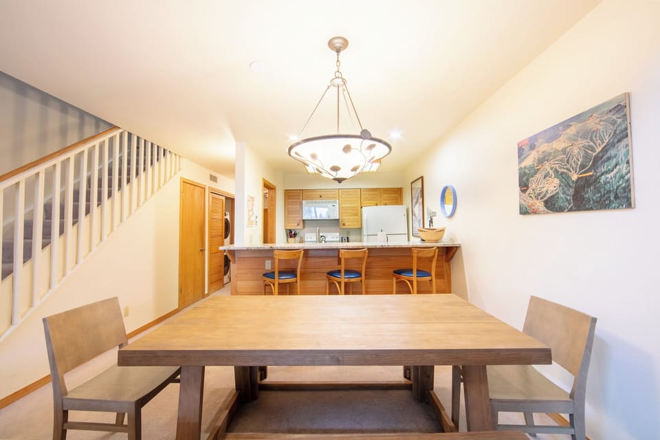 Condo (2 Bedrooms) | Property amenity