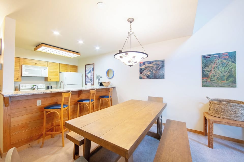 Condo (2 Bedrooms) | Property amenity
