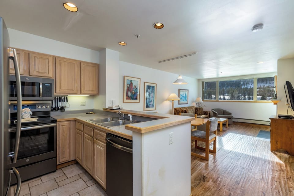 Condo (1 Bedroom) | Property amenity