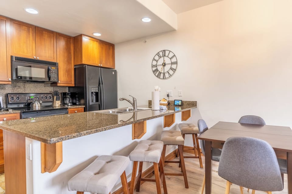 Condo (2 Bedrooms) | Property amenity