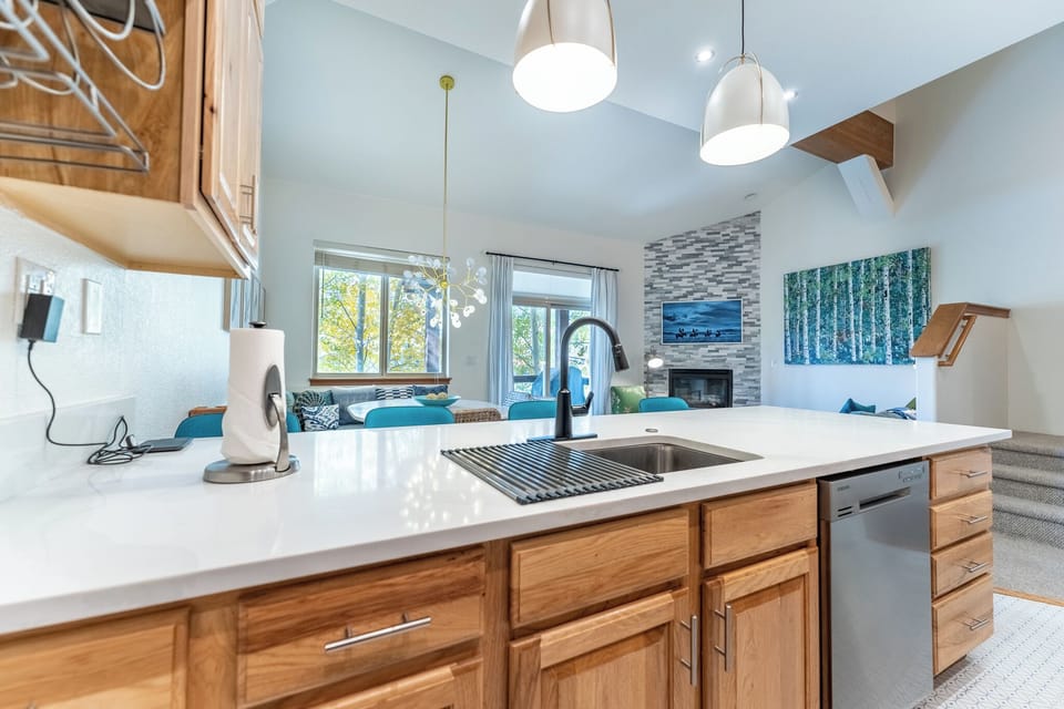 Condo (2 Bedrooms) | Property amenity