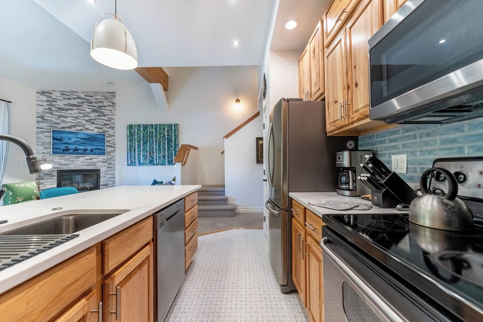 Condo (2 Bedrooms) | Property amenity