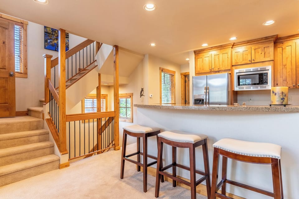 Studio (3 Bedrooms) | Property amenity