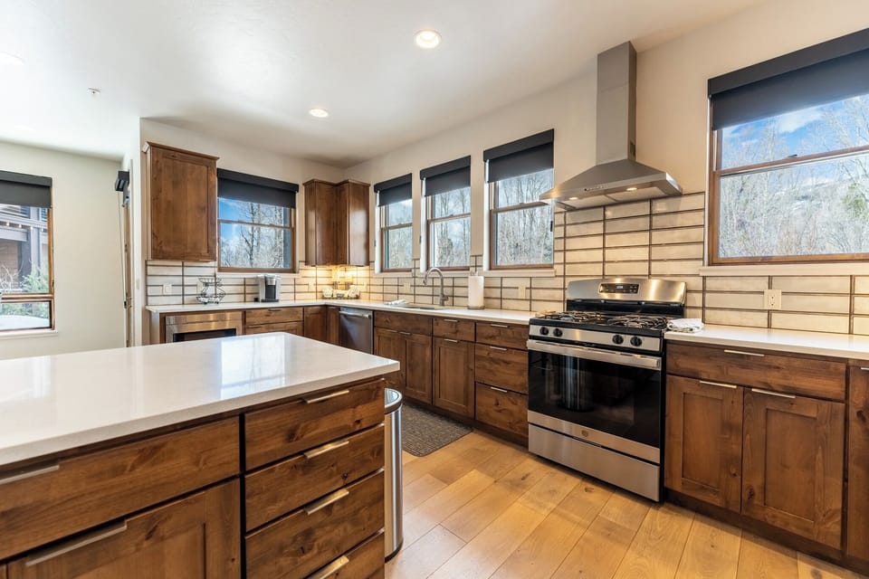 Studio (2 Bedrooms) | Property amenity