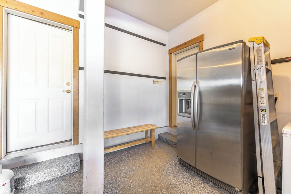 House (4 Bedrooms) | Property amenity