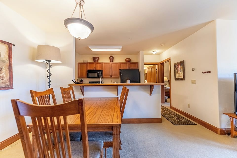Condo (1 Bedroom) | Property amenity