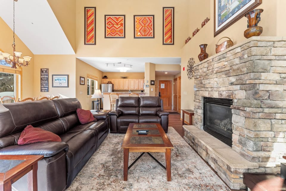 Condo (4 Bedrooms) | Property amenity
