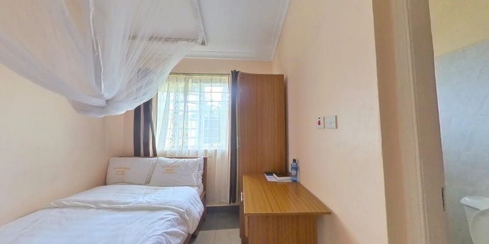 Deluxe Single Room, Garden View | Free WiFi, bed sheets