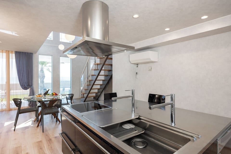 Luxury Villa, Ocean View | Private kitchen | Electric kettle