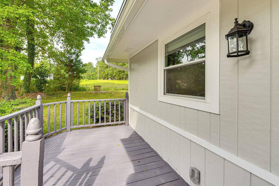 Deck | Charcoal Grill