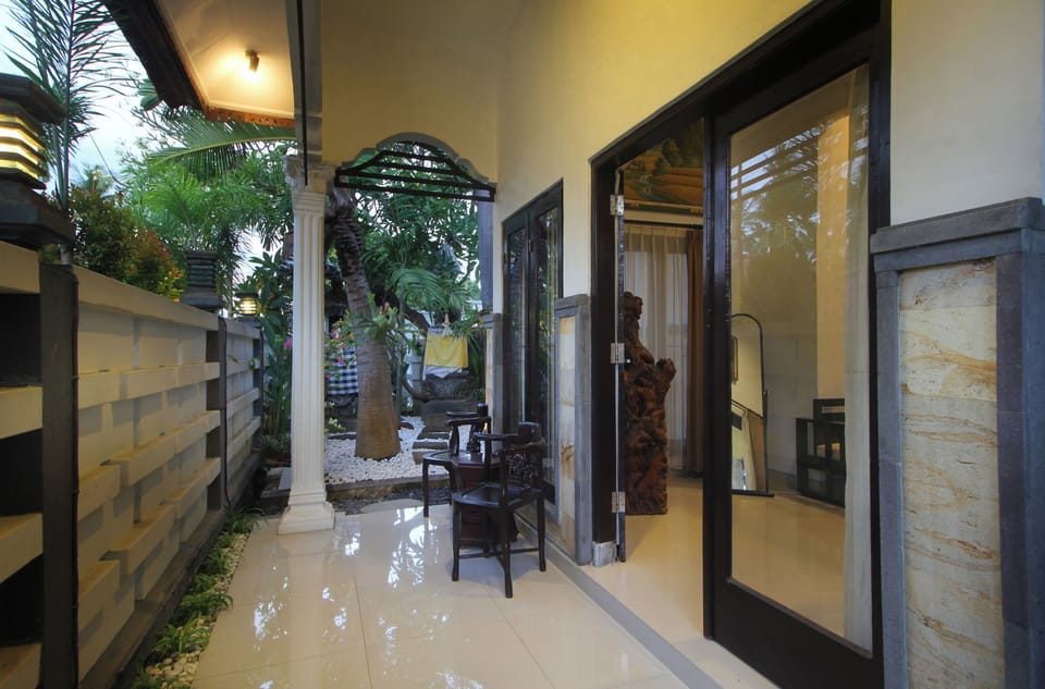 Villa, 2 Bedrooms | Desk, iron/ironing board, free WiFi