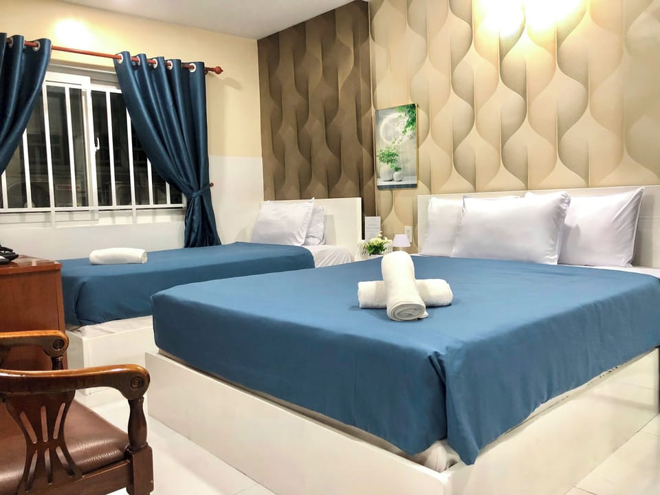Standard Triple Room | Desk, free WiFi