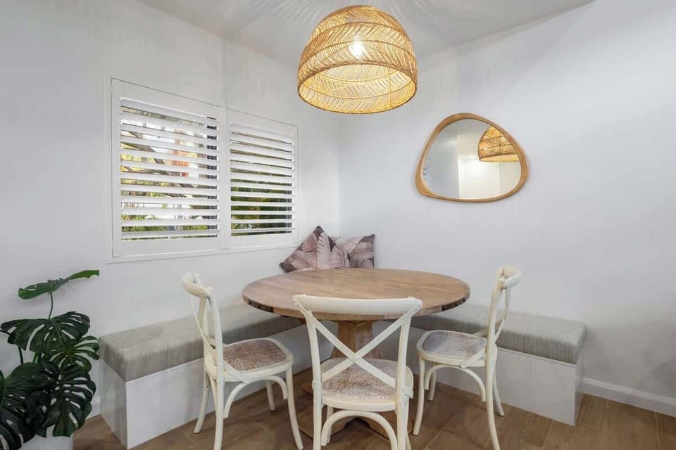 Inside dining nook. 