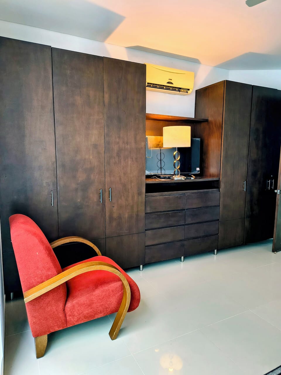 Apartment, 3 Bedrooms, Accessible, Smoking | Interior