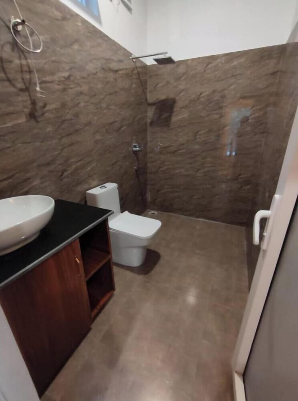 Shower, free toiletries, towels, soap