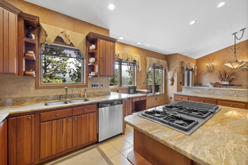 You will love the views out the kitchen windows! Make sure to look for the Big Horn Sheep. 