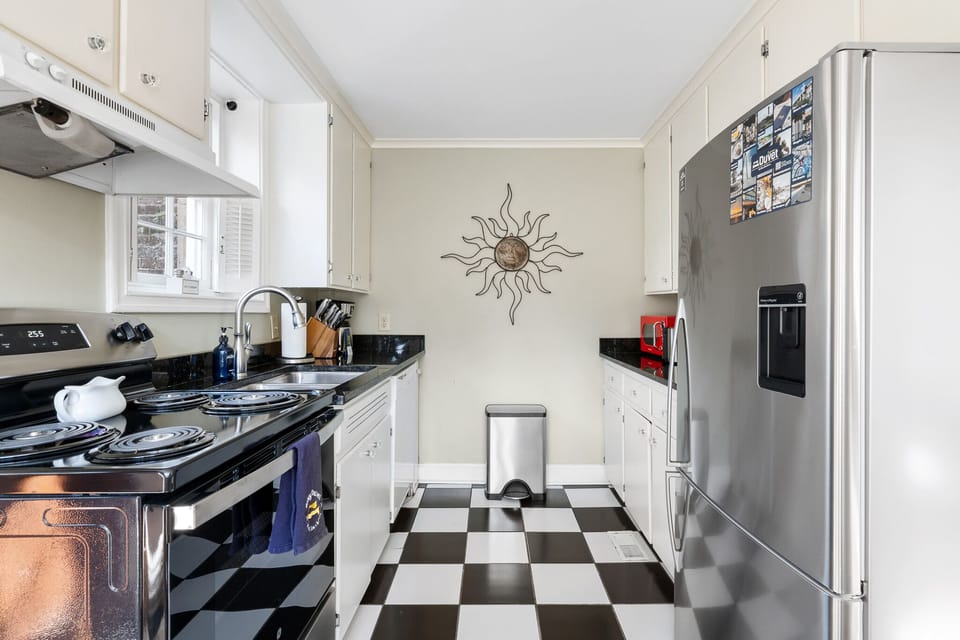The Carriage Houses | Historic Charleston!
