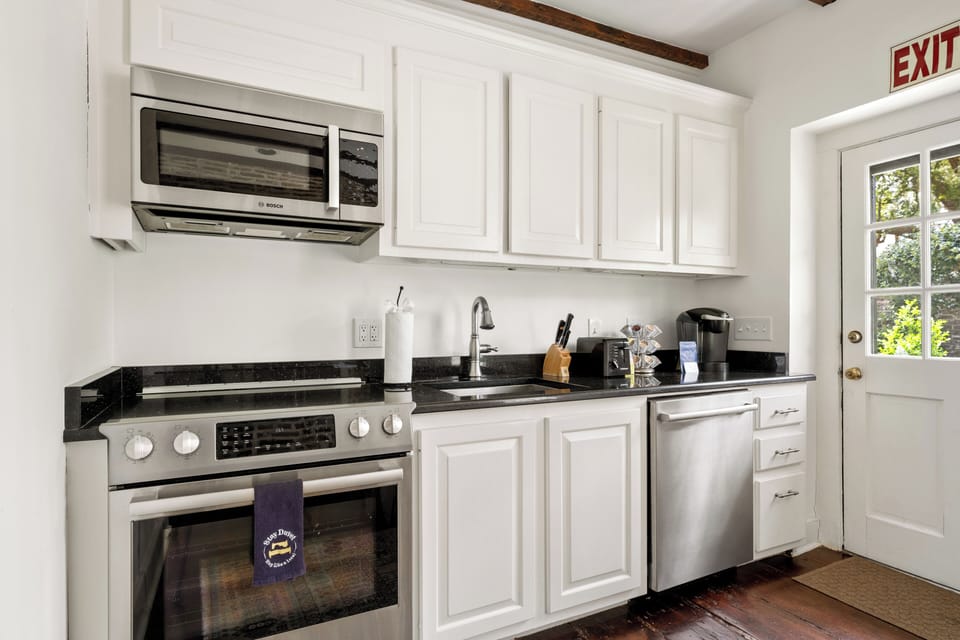 The Carriage Houses | Historic Charleston!