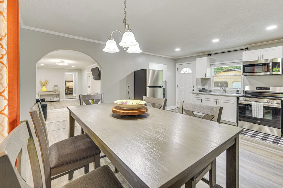 House (2 Bedrooms) | Interior
