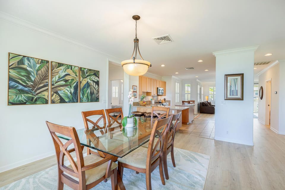 Inviting dining space to gather together