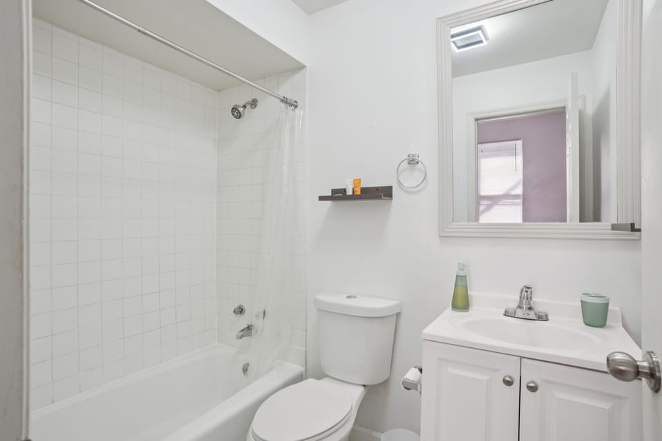 Charming Soulard Retreat With Historic Character 1 Bedroom Apts Apartment in Saint Louis
