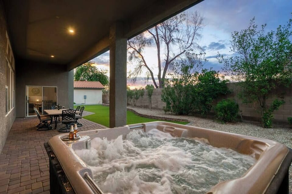 Take a nice soak and relax in this hut tub.