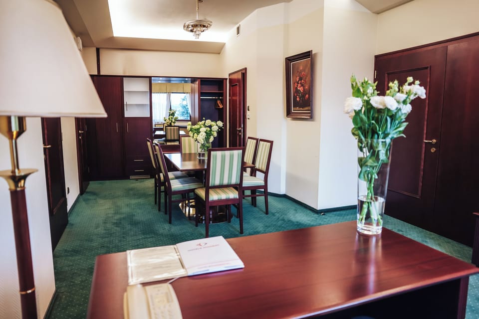 Suite | Iron/ironing board, free WiFi