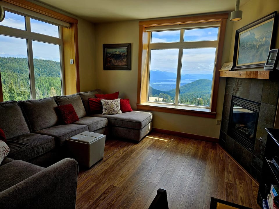 Architecture, Building, Furniture, Indoors, Living Room