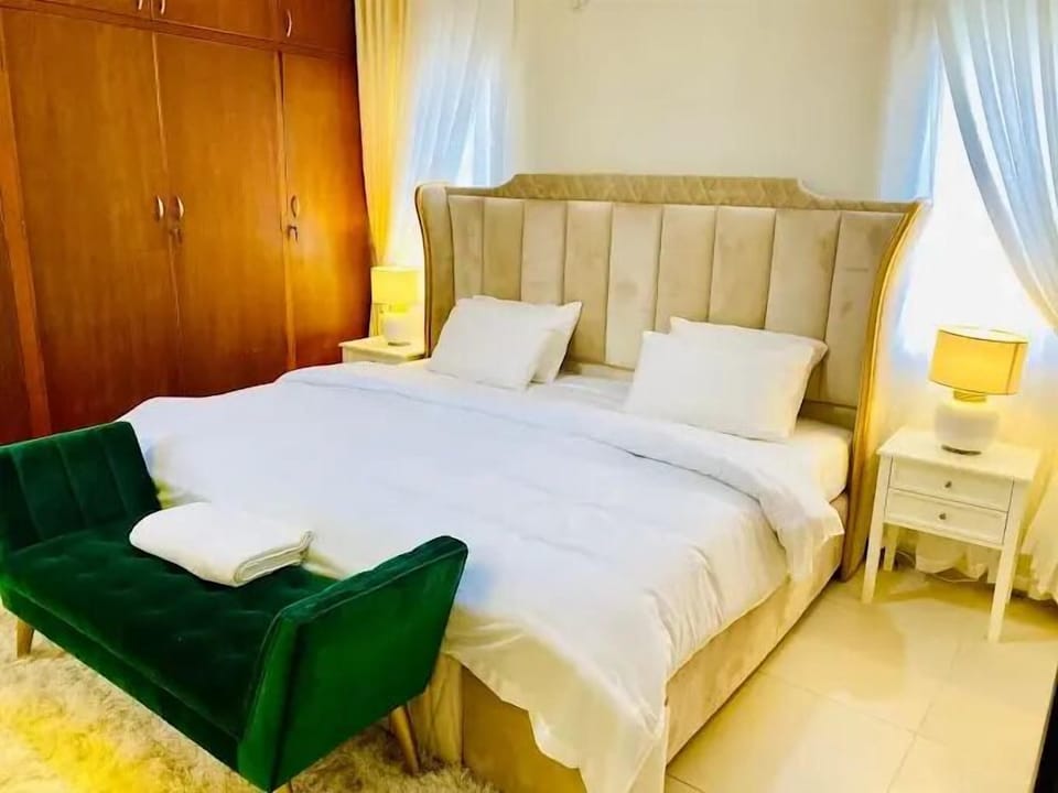 Junior Room, Balcony, City View | In-room safe, desk, laptop workspace, blackout drapes